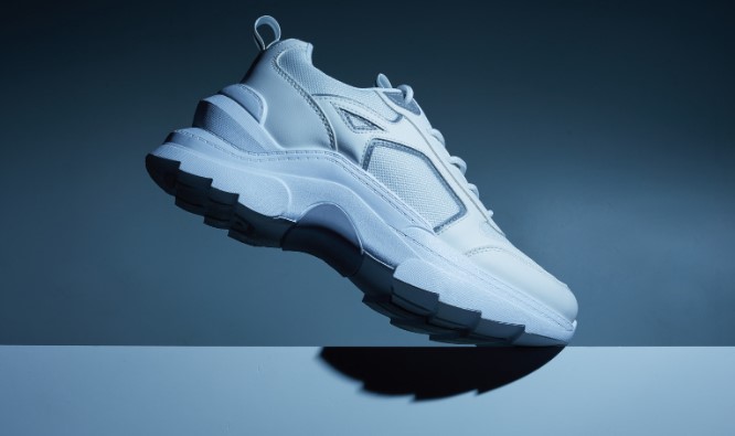 Ограниченные серии женских кроссовок: как они создают культ кроссовок